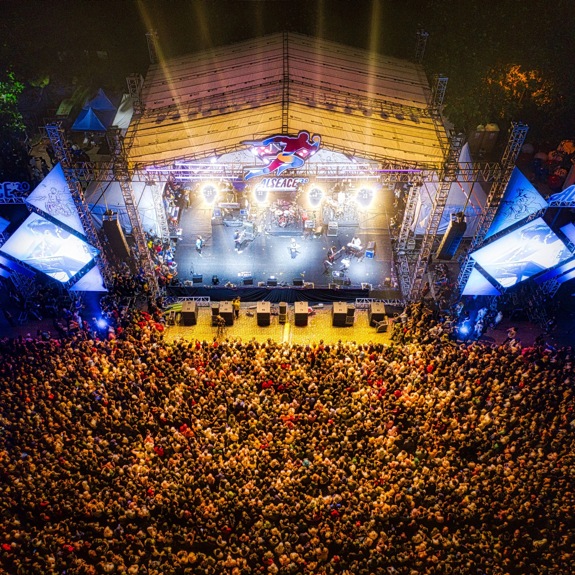 Festivals & Concerts